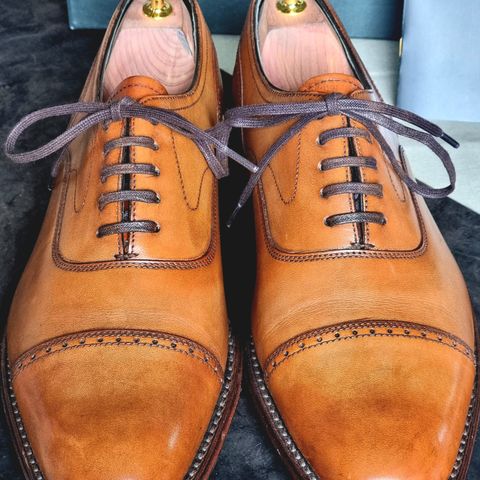 Loake Oxford pensko (UK8 / EU42)