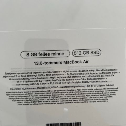 MacBook Air M2 2023 13,6-Inch 512GB (stjerneskinn)