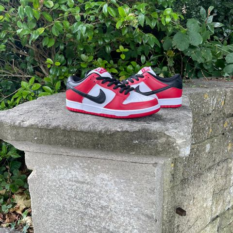 Nike SB Dunk “Chicago”