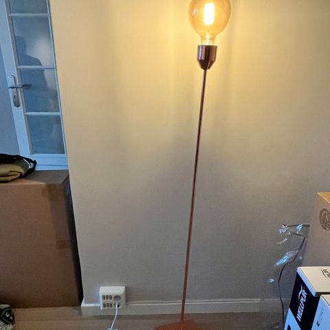 Standing lamp