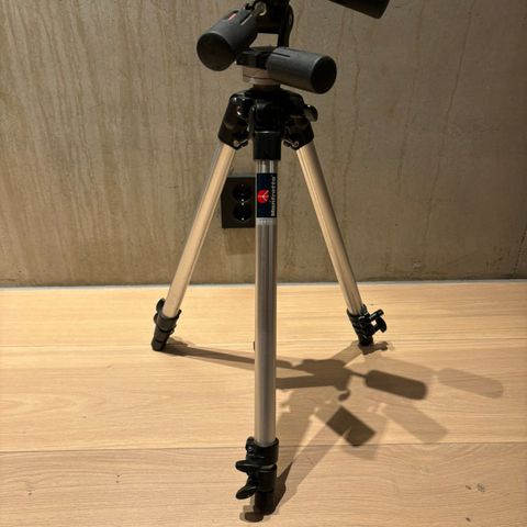 Manfrotto tripod