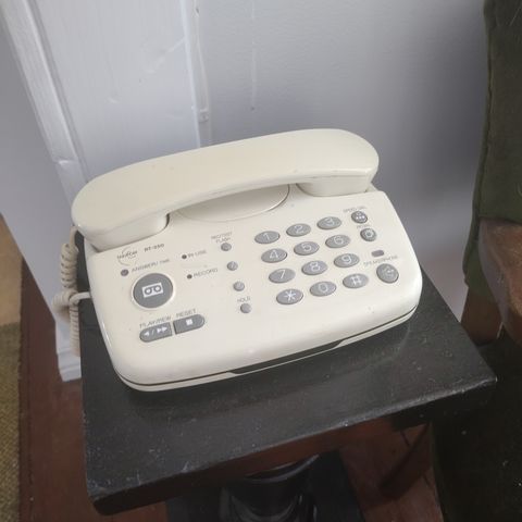 Takacom vintage analog telefon og kassettopptak