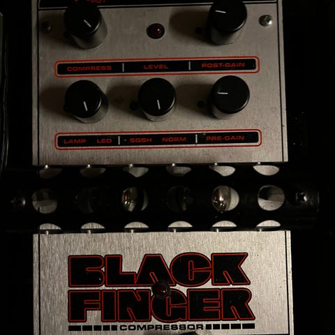 Electro-Harmonix Black Finger Compressor