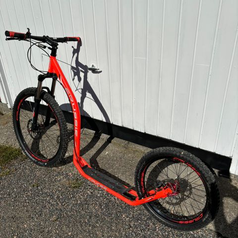 Crussis kickbike