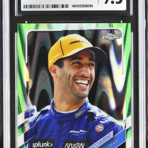 2021 Topps Chrome F1 Daniel Ricciardo Green RayWay Refractor Mint+ 9.5