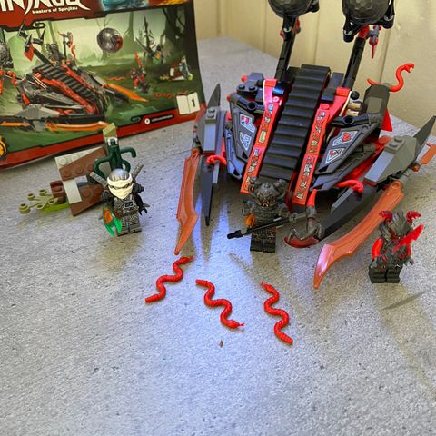 Lego Ninjago - 70624 Vermillion Invader