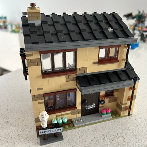 Harry Potter legosett Hekkveien 4 (75968)