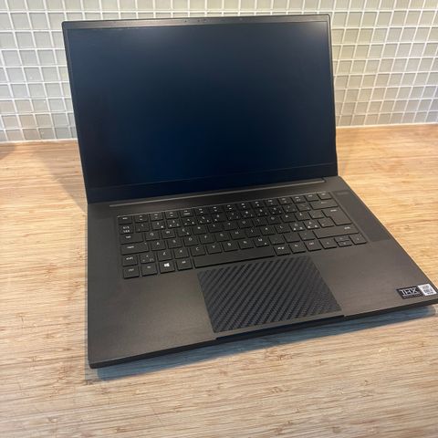 Razer Blade 15 Base QHD 165hz