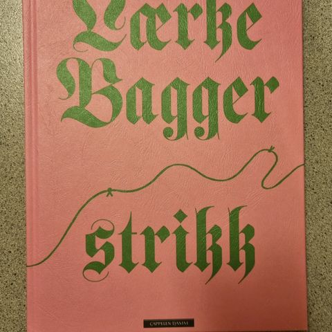 Strikkebok, Lærke Bagger