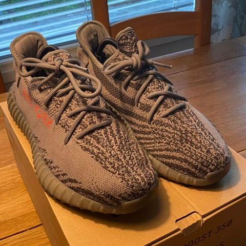 yeezy 350 beluga 2.0