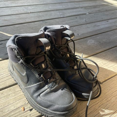 Nike vintersko str 40.5