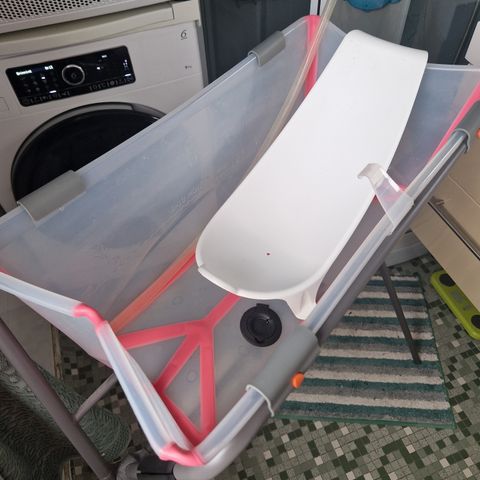 Stokke flexibath med stativ