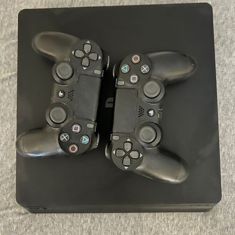 PlayStation 4 slim