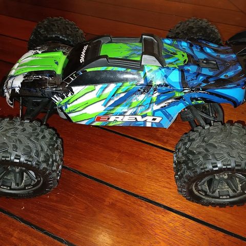 traxxas erevo 2.0