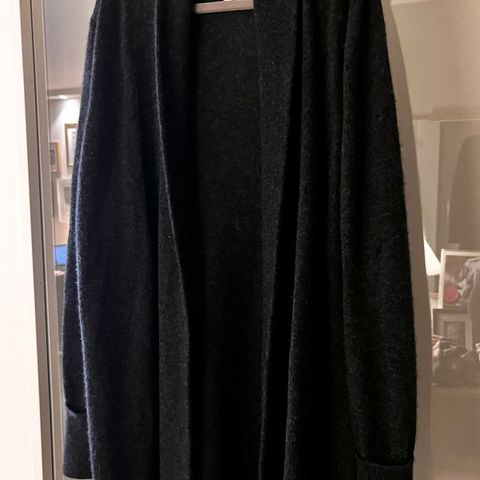 Cardigan i 100 % cashmere / kasjmir str. M