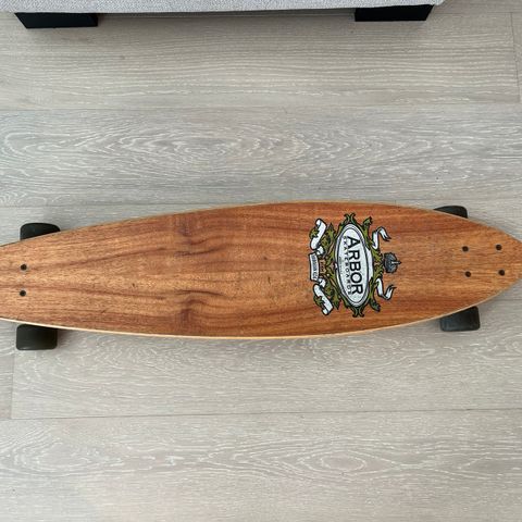 Selger Arbor longboard