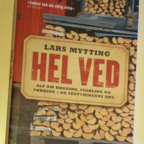 "Hel ved" av Lars Mytting . trn 150