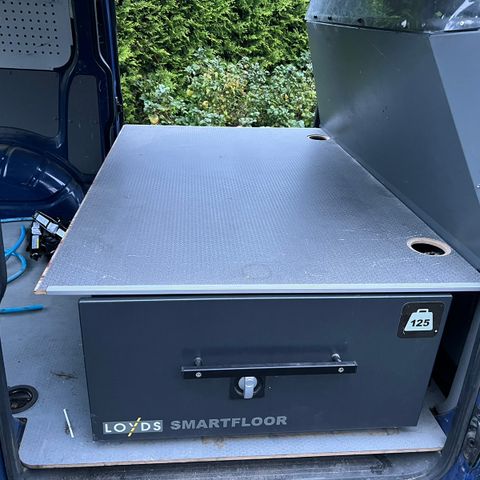 Loyds Smartfloor skuffeseksjon VW T5 T6 2 skyvedører