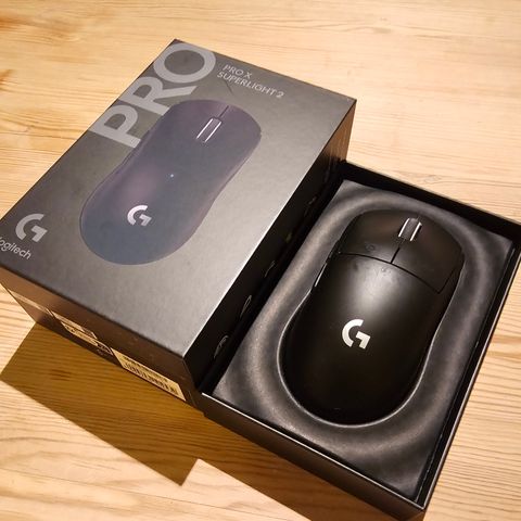 Logitech g pro x superlight 2