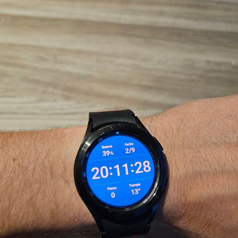 Samsung Galaxy Watch4 Classic