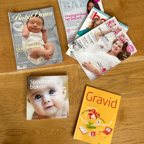 Blader/bøker: gravid og baby