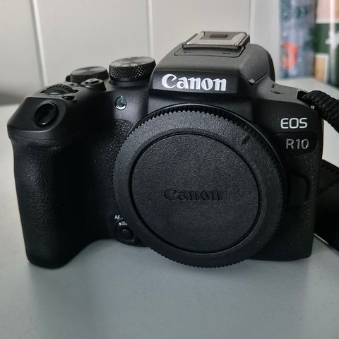 Canon eos r10 kamerahus selges