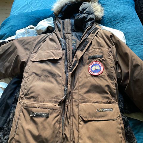 Pent brukt Canada Goose jakke