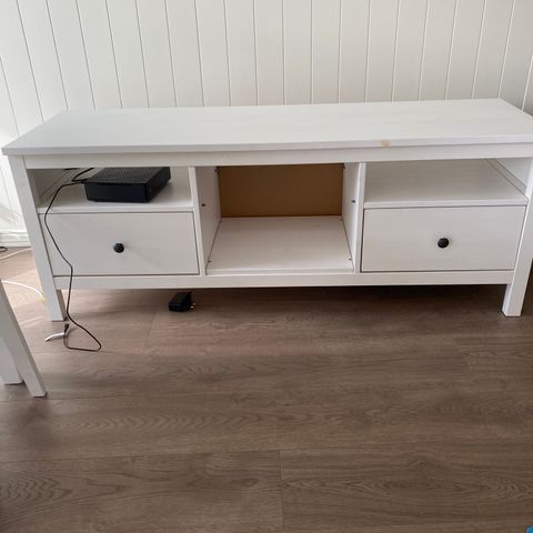 Hemnes tvbenk