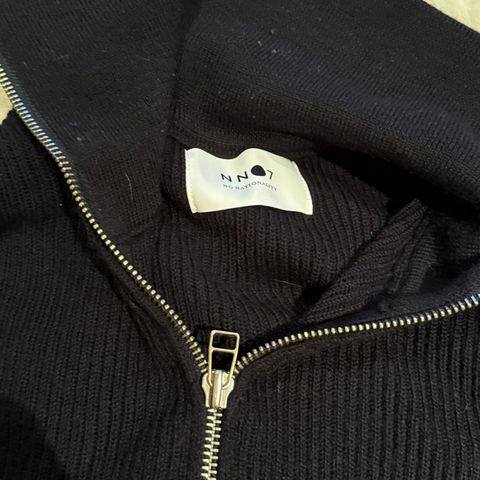 Nn07 half zip