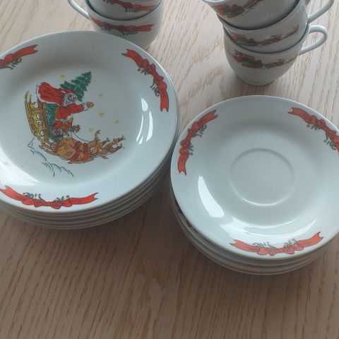 Juleservise 6 stk. Fine Porcelain