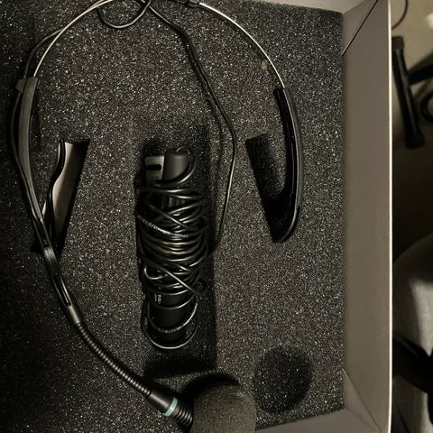 AKG C 420 PP hodebøyle mikrofon