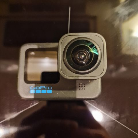 Gopro Hero 10 med Max Lens selges