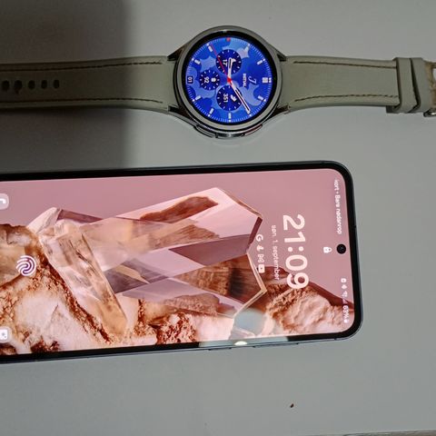 A55 5g 2uker gammel3700: klokke,  Galaxy 6 classic 47mm lte 2500