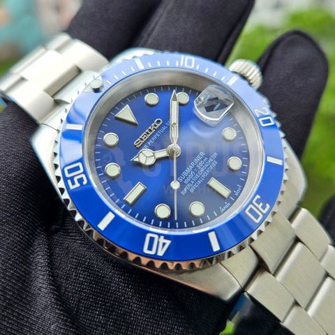 Submariner Seiko mod (Smurf)