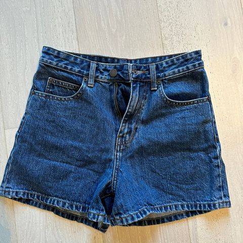 Drdenim shorts størrelse 26 (XS/S)