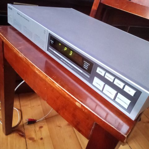 Philips tuner FT144