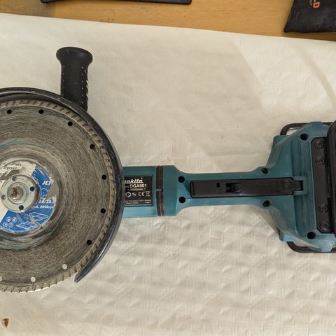 Makita DGA 901 vinkelsliper