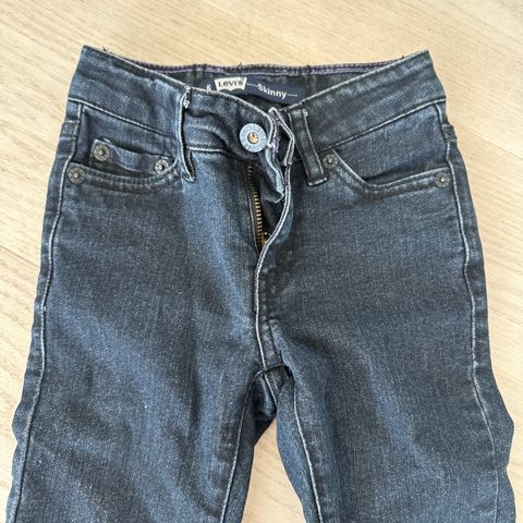 Levis jeans str. 6 år