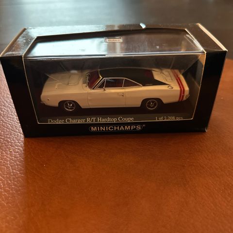 1:43 Dodge Charger R/T Hardtop Coupe