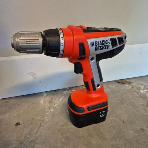 Black & Decker drill HP126F3