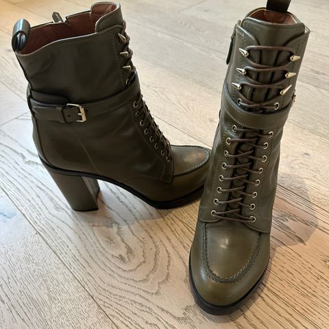 Givenchy boots Str 40