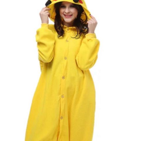 Reservert Pikachu kosedress