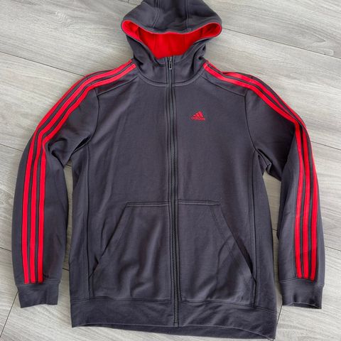 Adidas hettejakke str 15-16 år (passer dame str S)