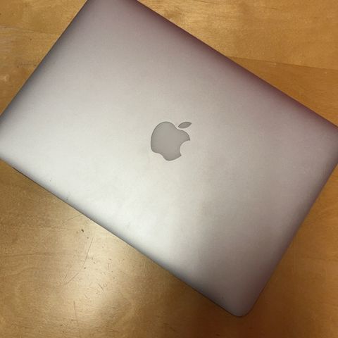 Apple Mac til salgs kr 1000- pr stk