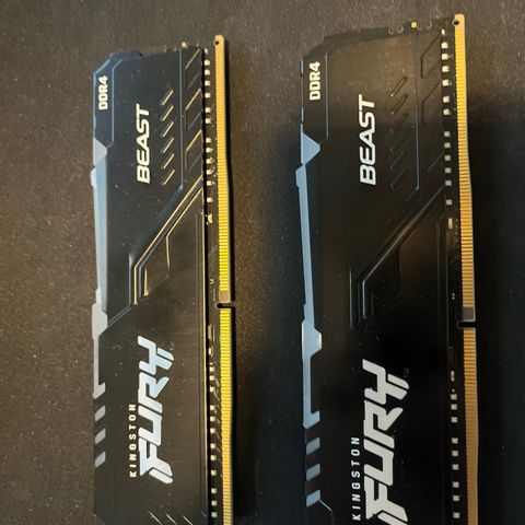 Kingston FURY Beast RGB DDR4 3200MHz 16 GB (2x8)