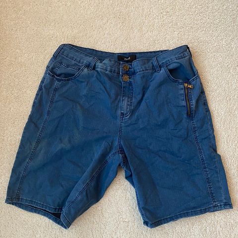 Shorts str 50