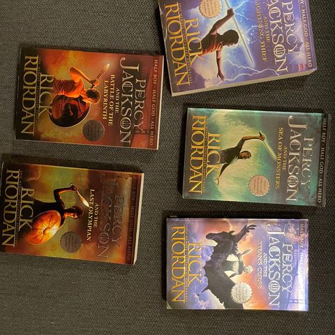 Percy Jackson alle 5 bøker -selges brukt