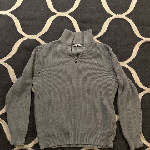 ZARA HALFZIP