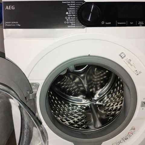 AEG 8000 SERIES POWERCARE 1-9 KG