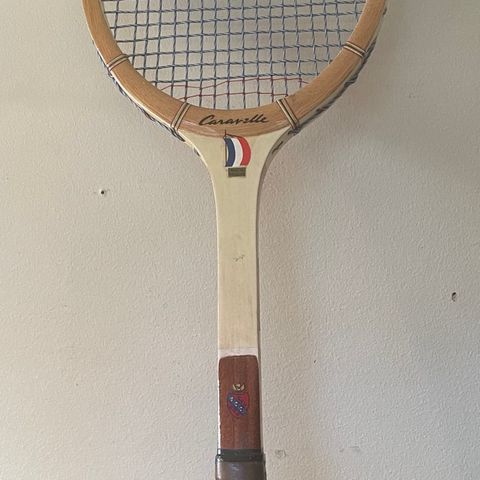 Vintage tennis rakket i tre.